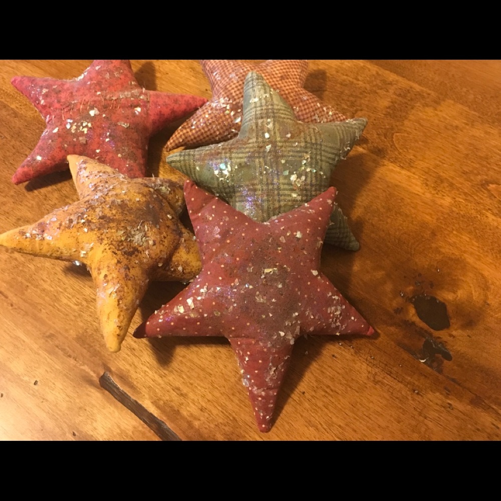5 shimmering primitive stars (7”)